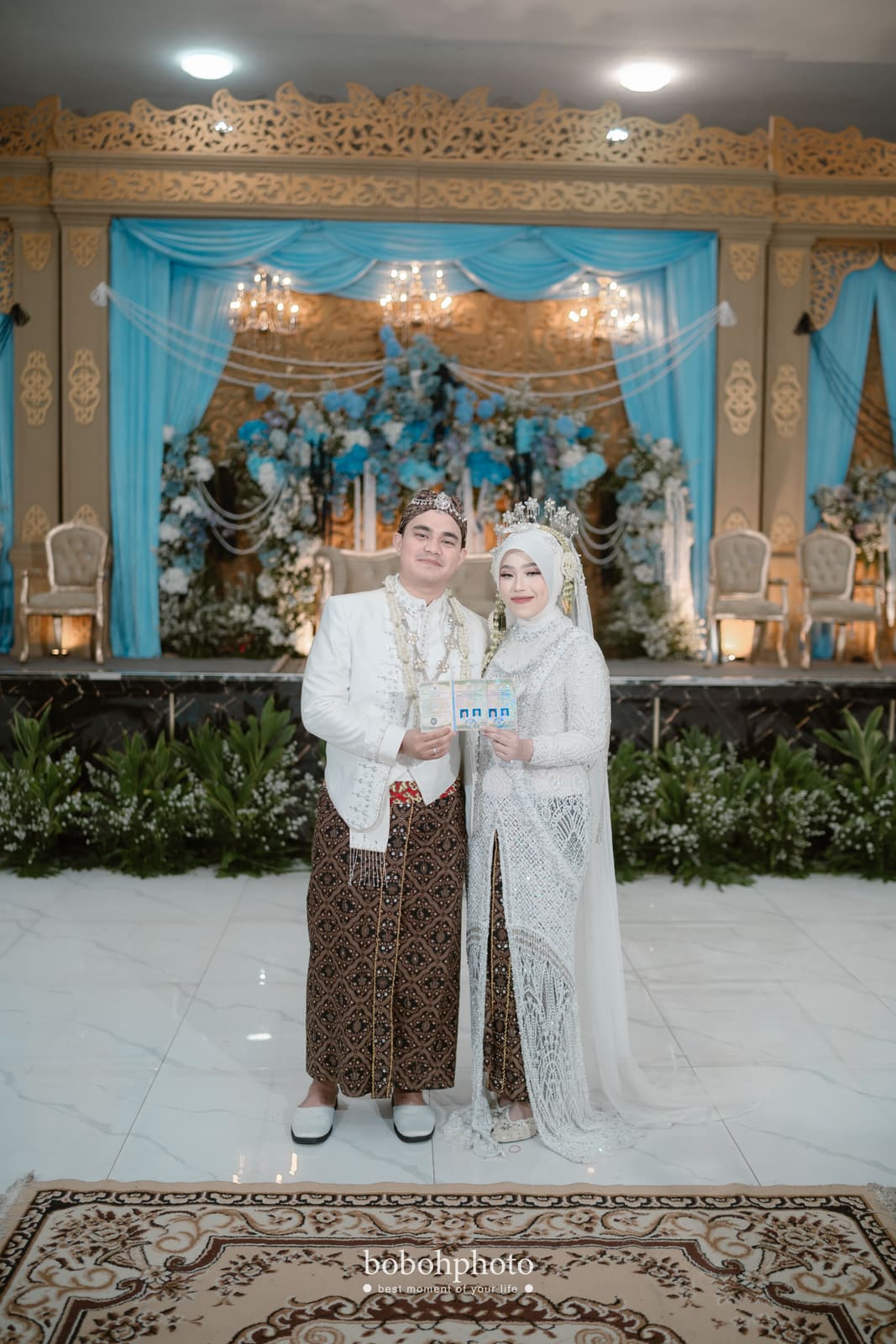 Ghina & Dirham: buku nikah dan cincin