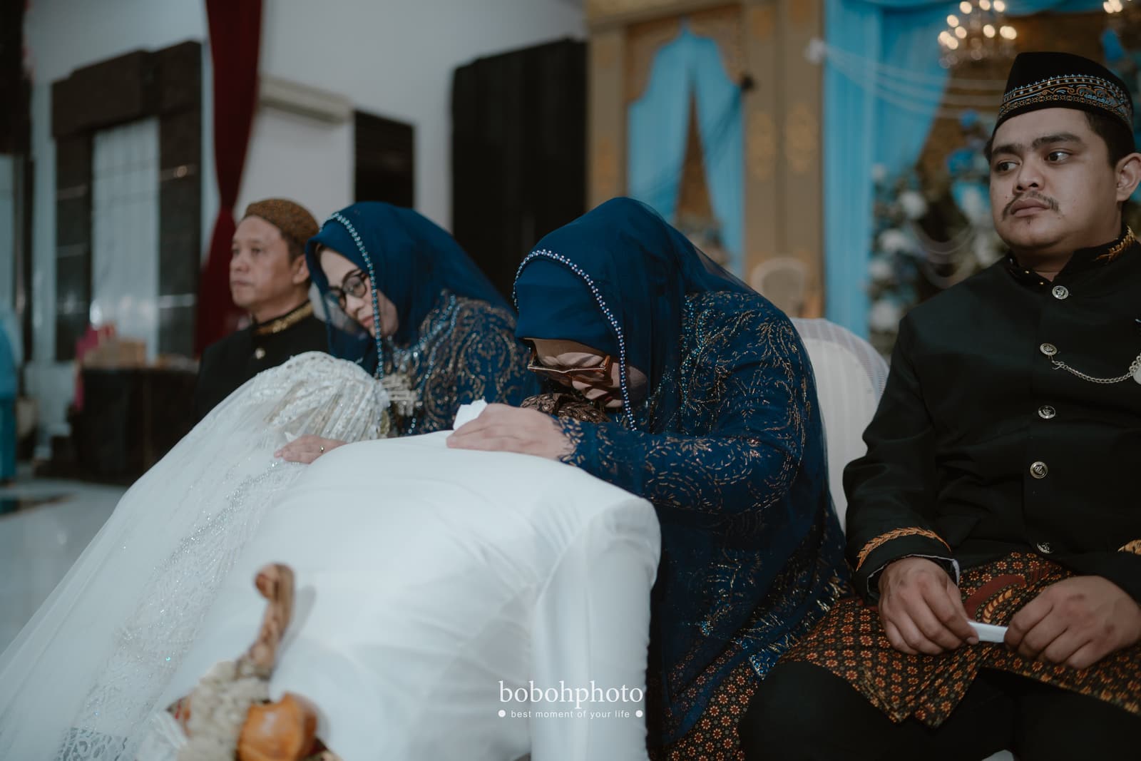 Ghina & Dirham: prosesi sungkeman